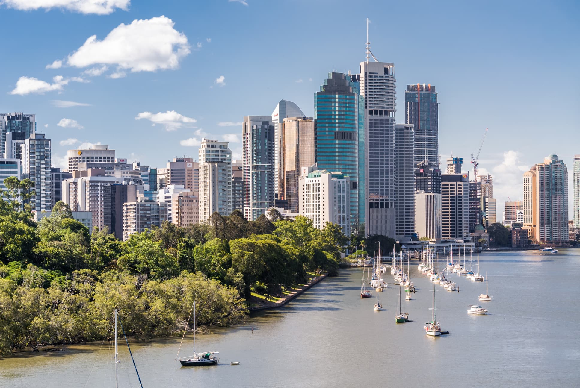 Brisbane river and skyline